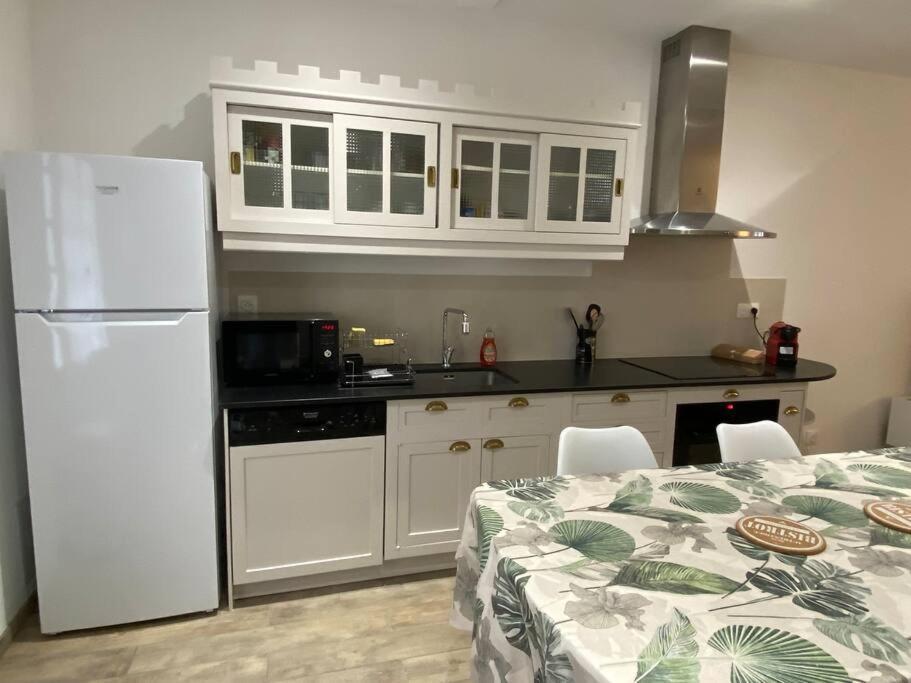 Maison 6 Personnes-Clim-Wifi-Proche Centre Ville Каркассонн Екстер'єр фото